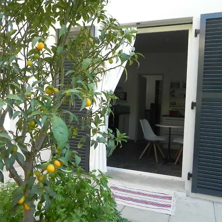 Apartman Au Pied Du Baou Avec Jardin Prive *